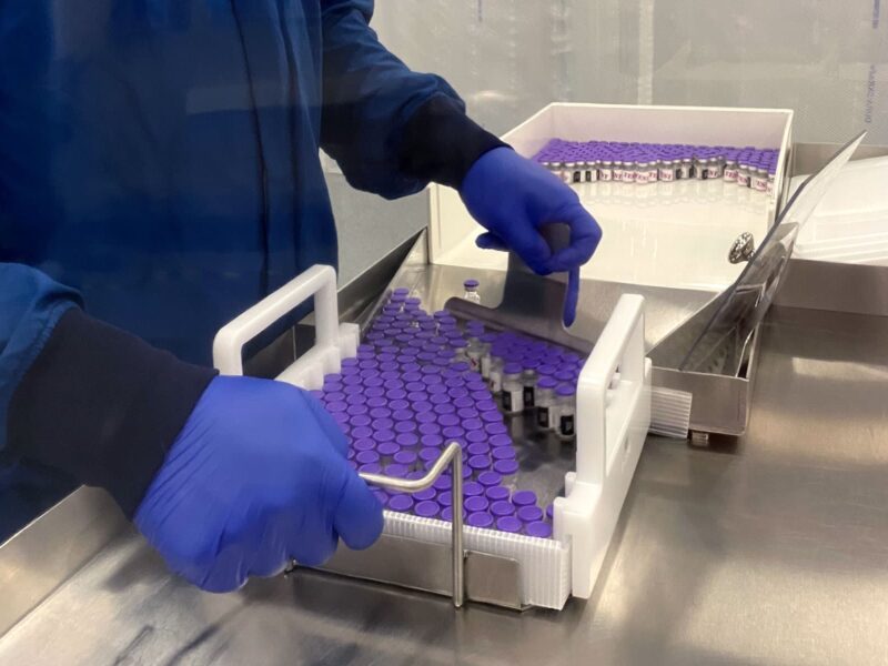 Pfizer Says Vaccine Booster Should Protect Against Omicron 2 1639022162 1800x1200 pfizer vaccine