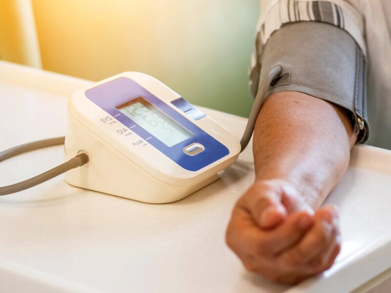 1800X1200 coronavirus and blood pressure ref guide