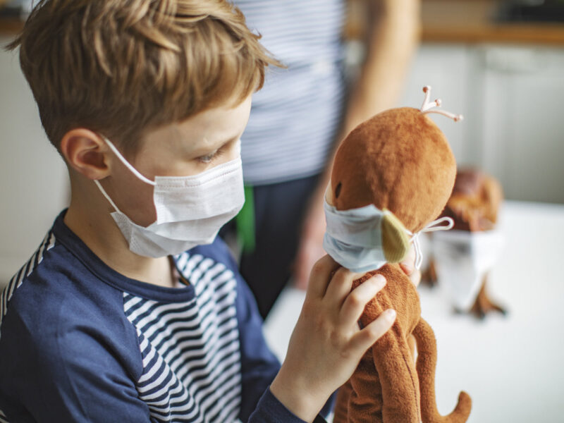 1800x1200 boy in face mask