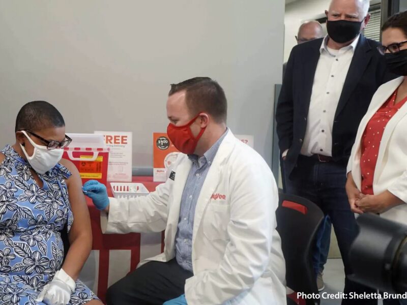 1800x1200 coronavirus vax gift one