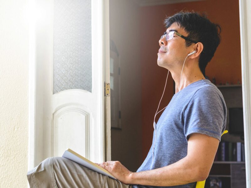 1800x1200 how to stop feeling anxious right now ref guide