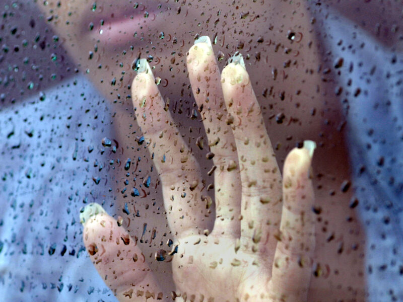 1800x1200 is it depression or just the blues features