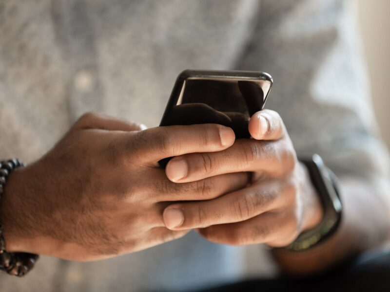 Teens On Social Media Too Much? What Experts Want You to Know 4 1800x1200 man texting