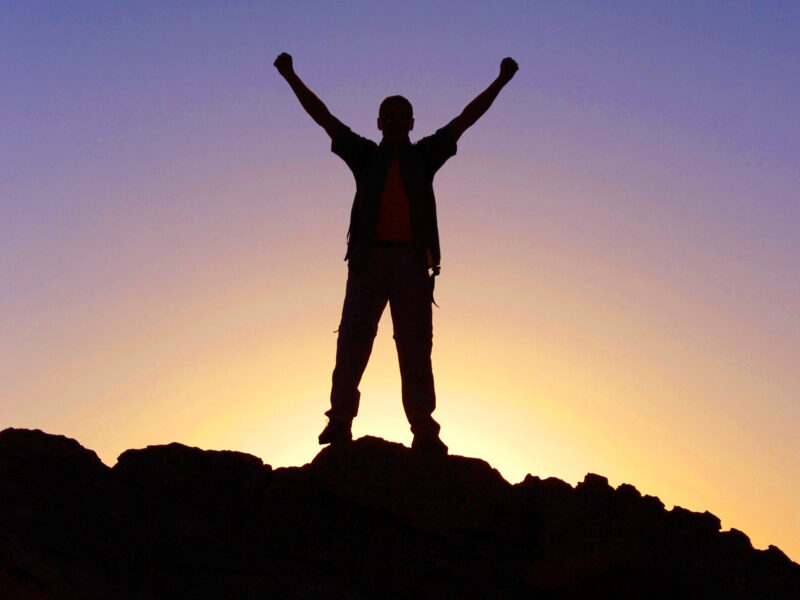 1800x1200 older cancer survivors up