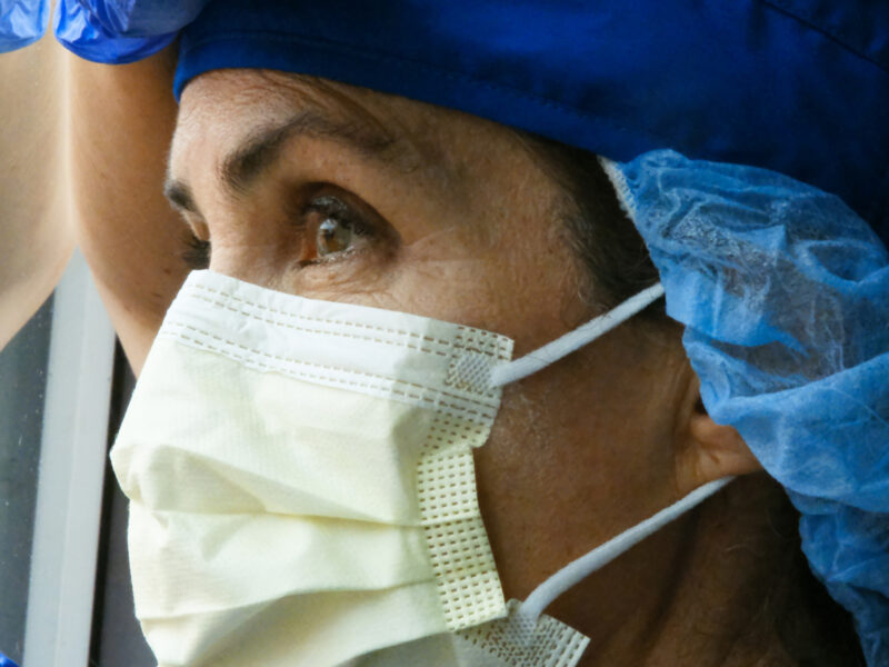 1800x1200 whos most at risk covid19